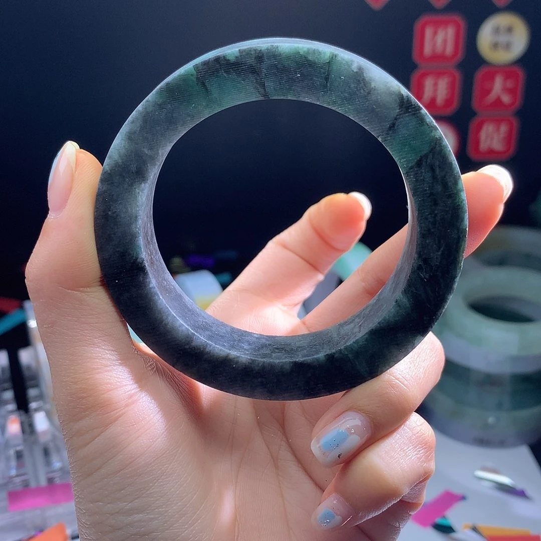 定制翡翠手镯未镶嵌