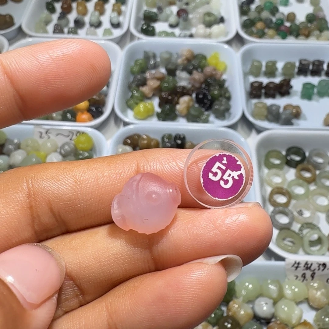 和田玉未镶嵌珠宝奇石