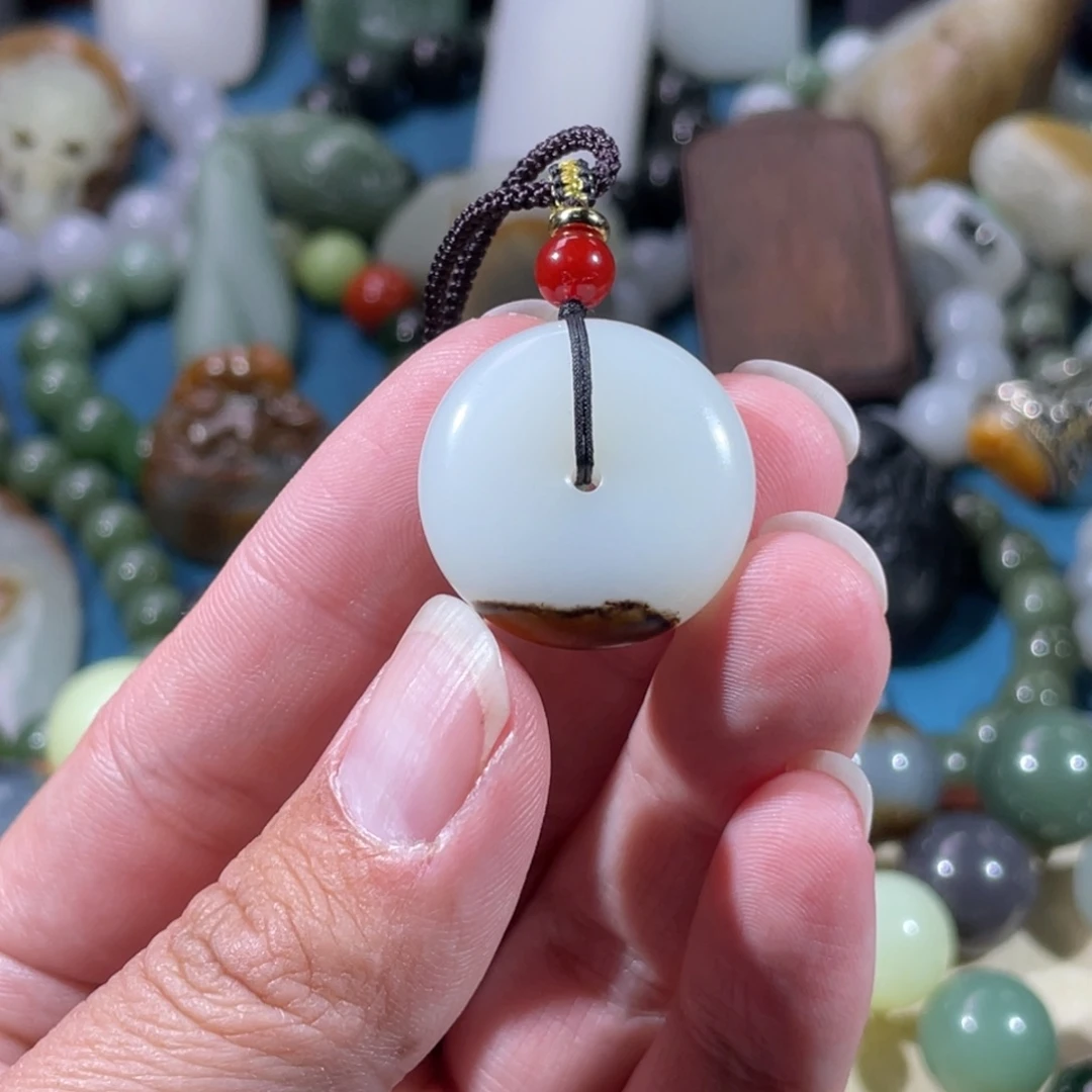 ****然和田玉未镶嵌挂件