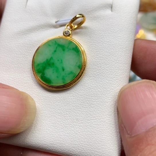 颈饰银S925镀金镶嵌翡翠