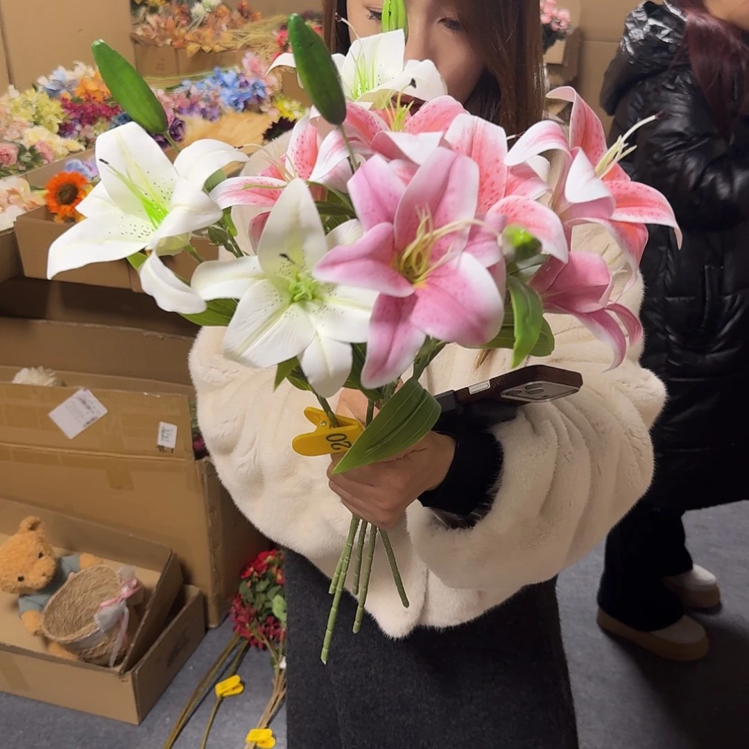 20号「闪购」仿真花，公主请下单