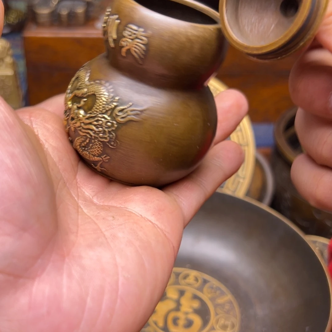 精美铜器，点击下单