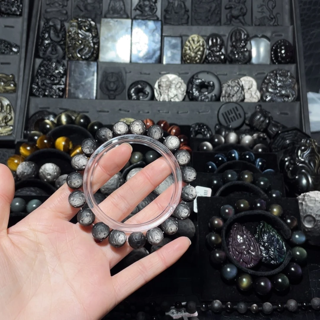 你***谁黑曜岩未镶嵌珠宝奇石