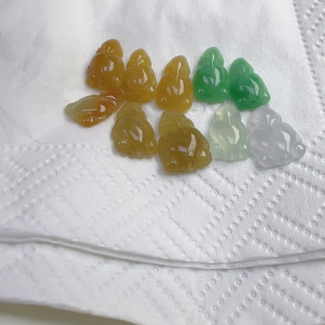 翡翠散珠小鱼一条