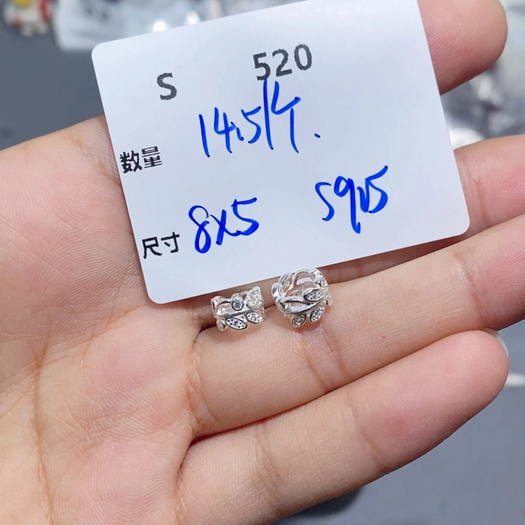 银S925镶嵌颈饰水晶S520