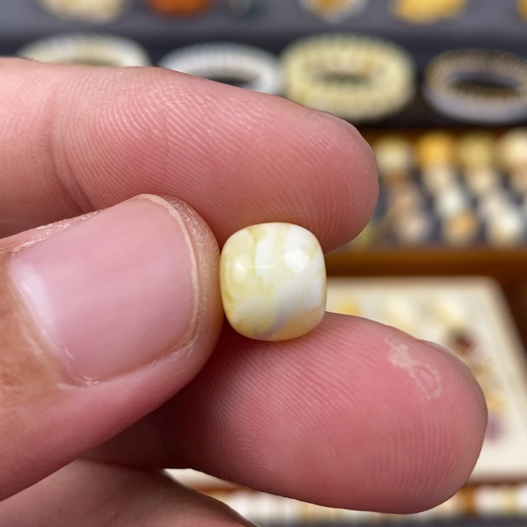 未镶嵌蜜蜡裸石配饰尺寸9.7