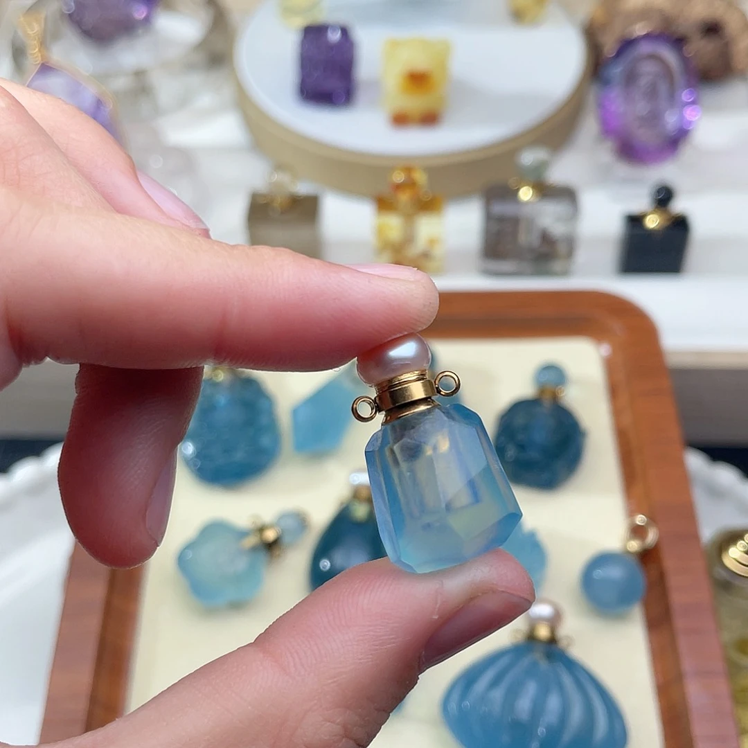 水晶颈饰未镶嵌亦**学天然水晶吊坠785