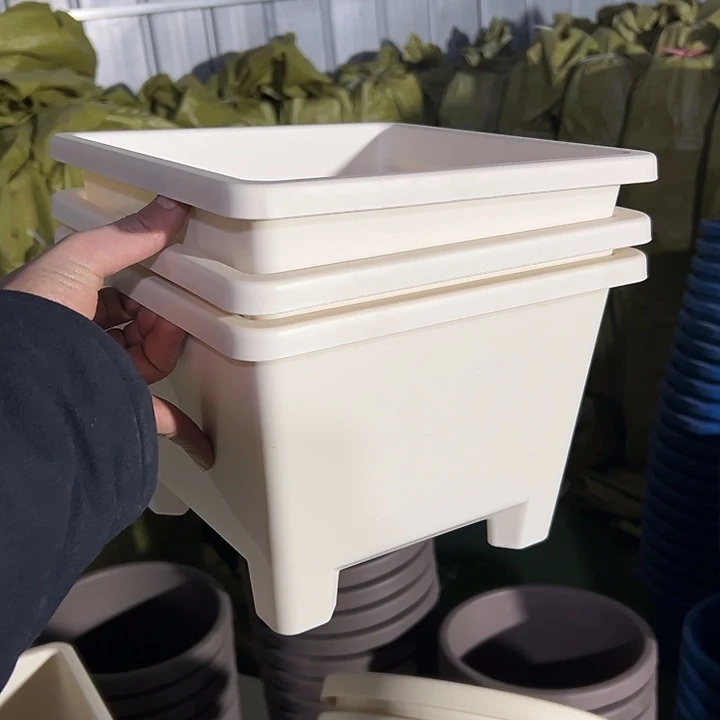 微瑕米白方球根26外径19高3个盆