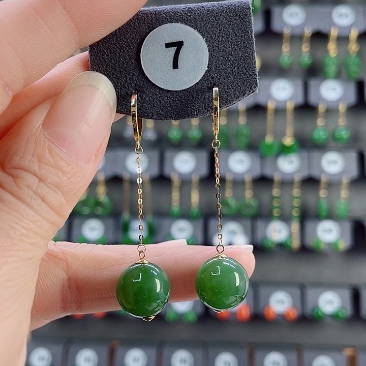 18K金镶嵌和田玉耳饰