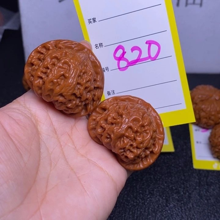 文玩核桃把件820/41宫灯福利