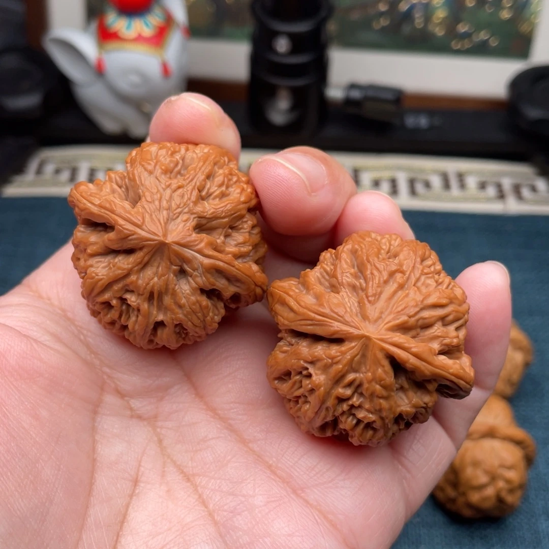 把件文玩核桃全品红皮粗筋40