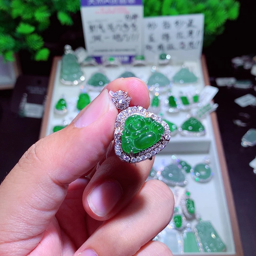 颈饰未镶嵌翡翠翡翠