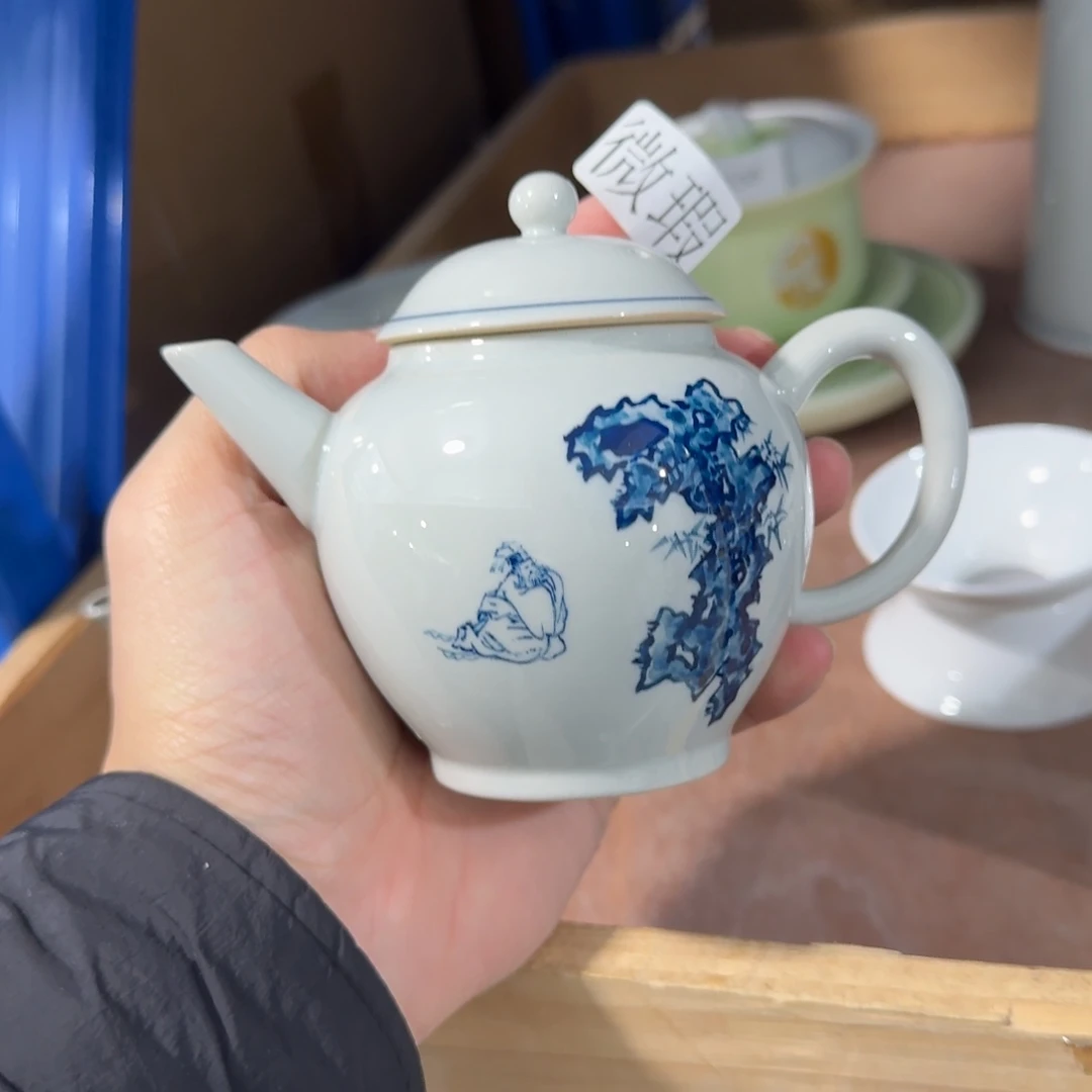 釉下手绘茶具微瑕