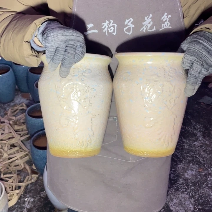 紫砂花盆口17高24瑕疵瑕疵