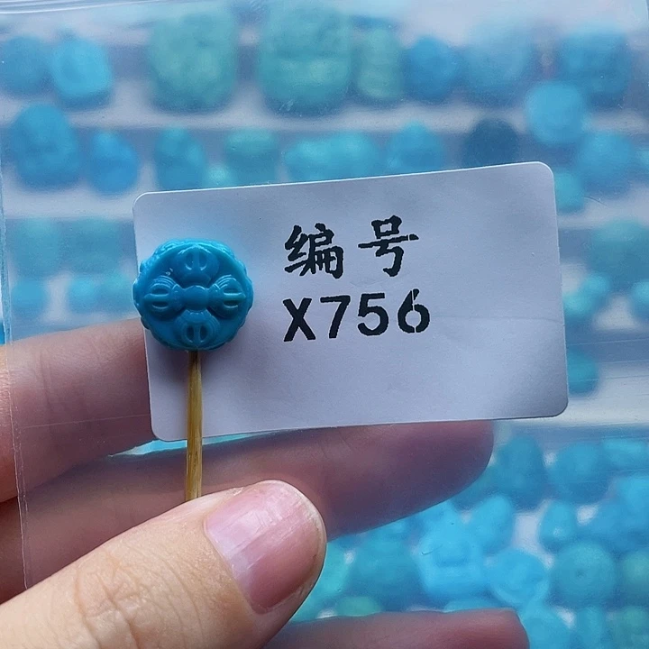 未镶嵌绿松石珠宝奇石