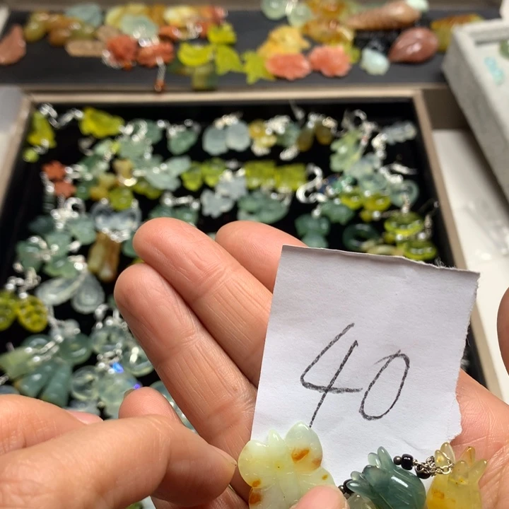 蛇纹石玉耳钉足银镀金镶嵌克****记