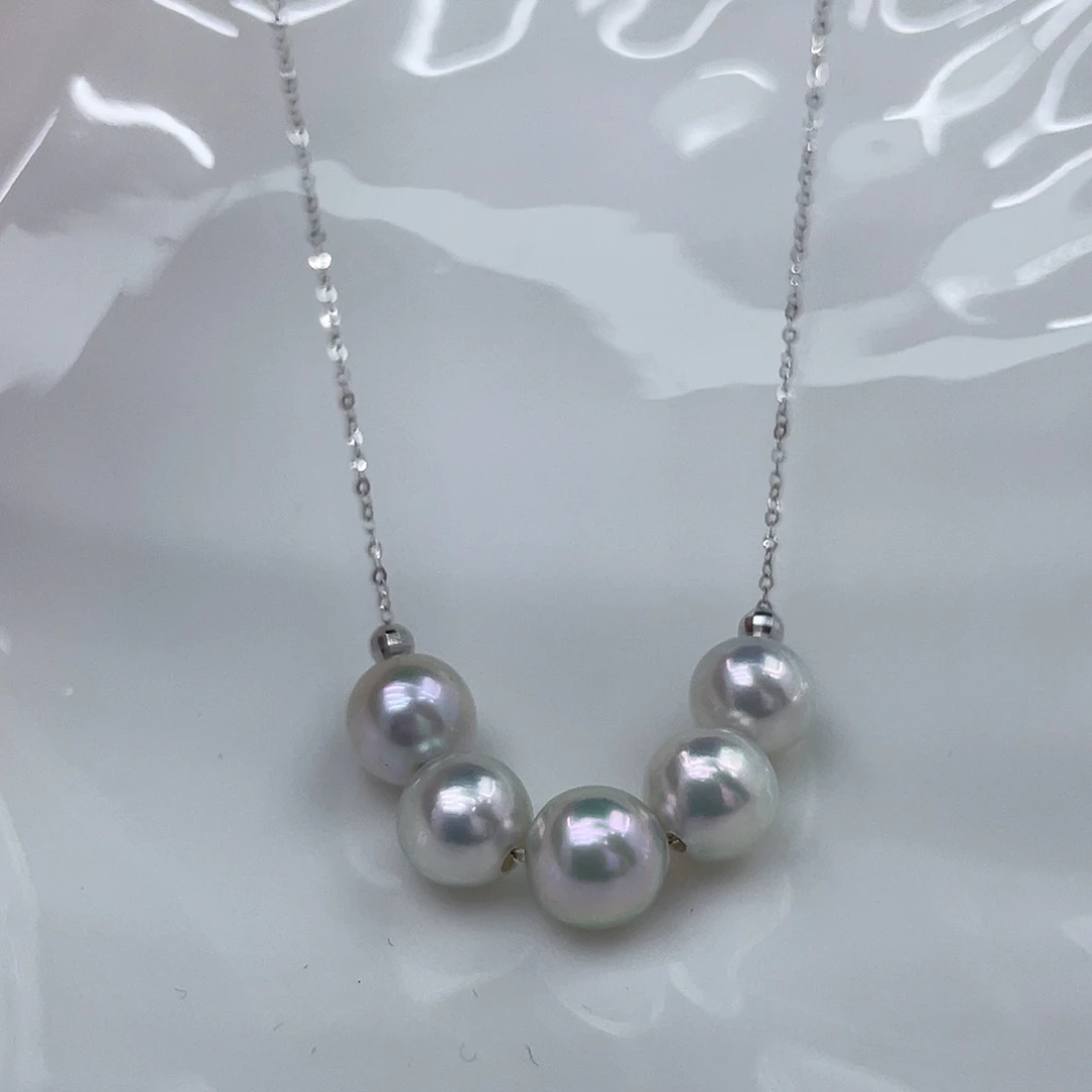 颈饰18K金镶嵌海水珍珠