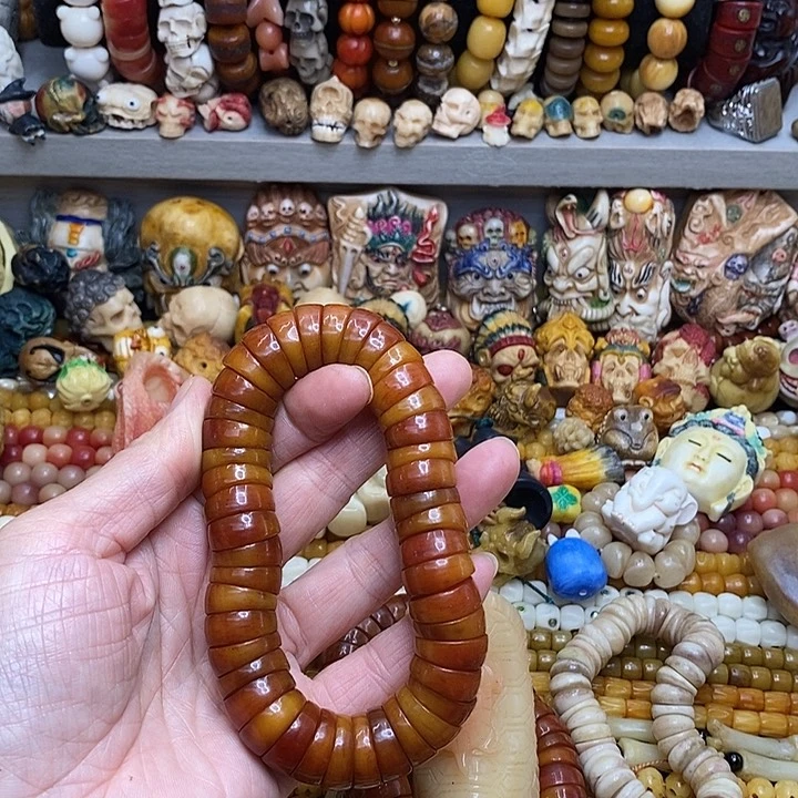 吊坠龙脊菩提杉*驼骨