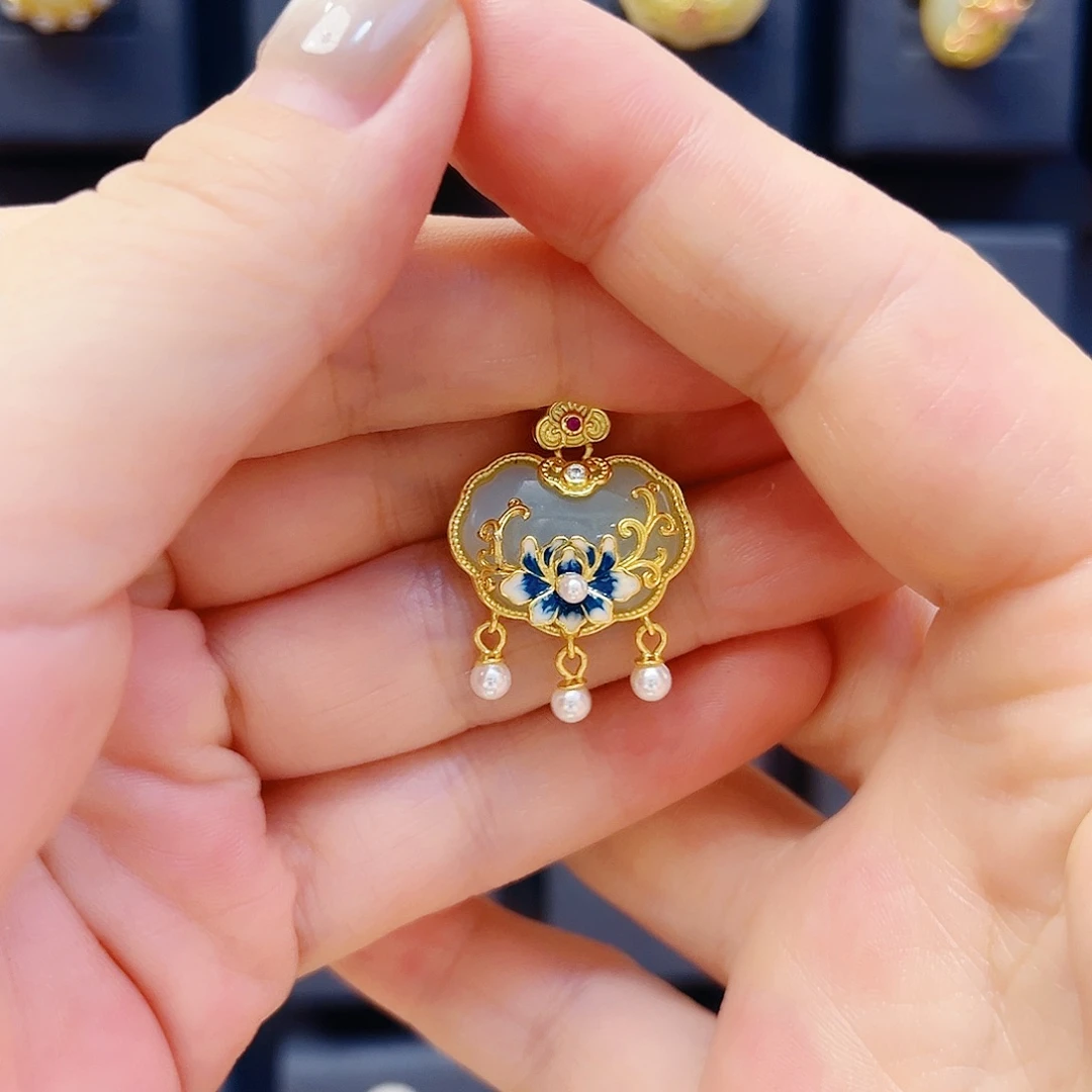 和田玉银S925镀金镶嵌颈饰