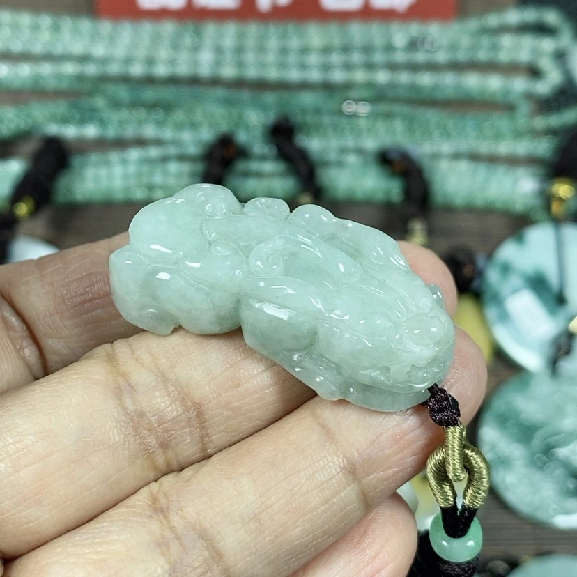 【闪购商品】翡翠颈饰未镶嵌玉吊坠翡翠玉貔貅吊坠