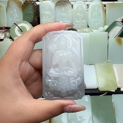 颈饰未镶嵌和田玉