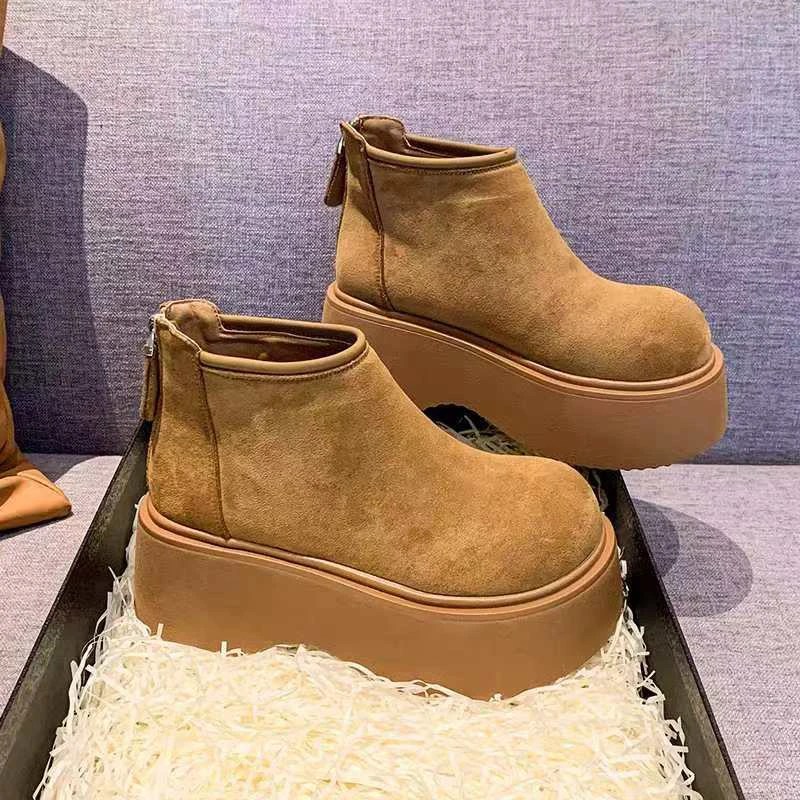 马丁靴冬季休闲风棉靴真皮厚底靴骑士靴