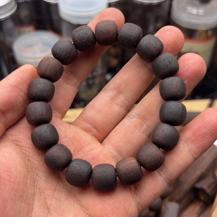 叉***。降真香手串/手链1.0*1.1麻丝