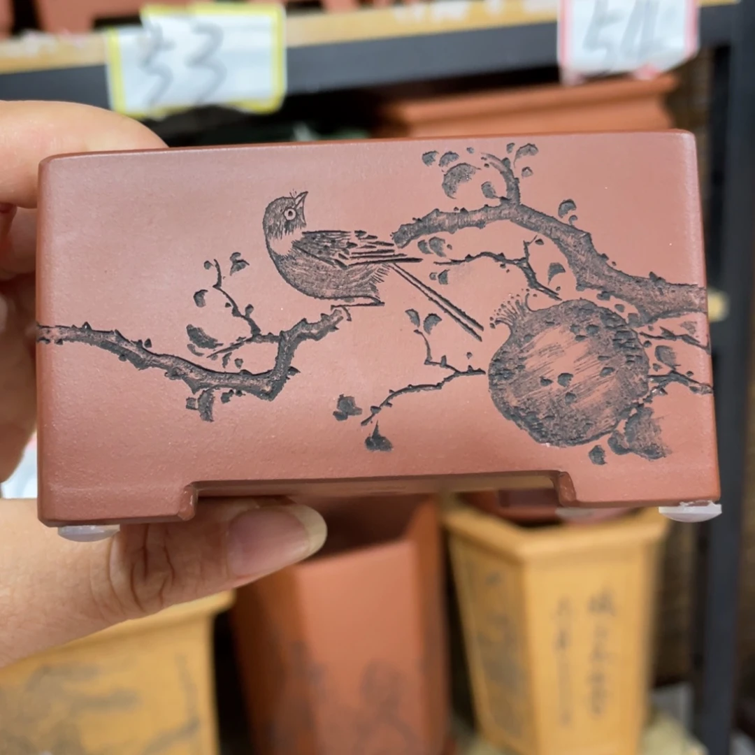 紫砂花盆紫砂花盆在这里