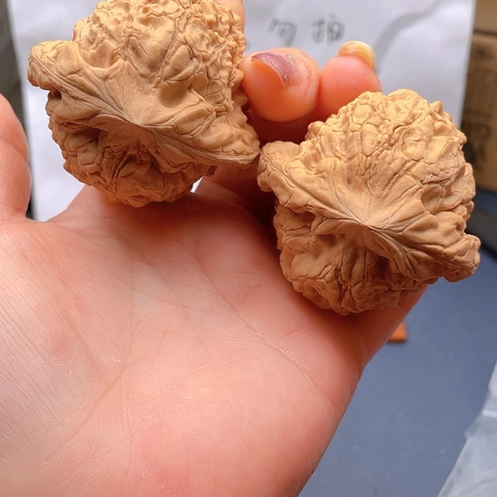 文玩核桃把件文玩52龙鼎