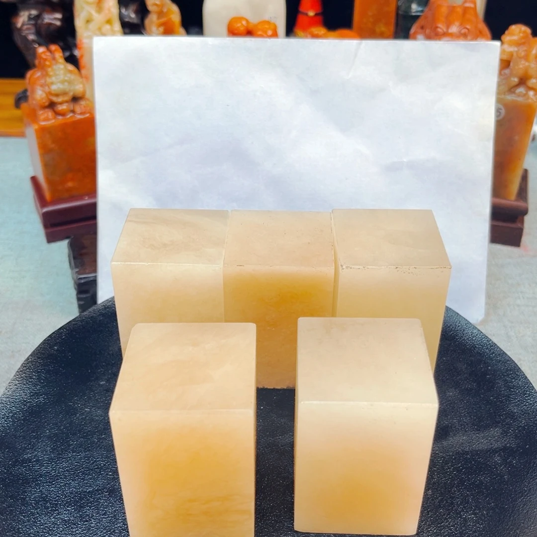 乾***兴青海石捡漏瑕疵品