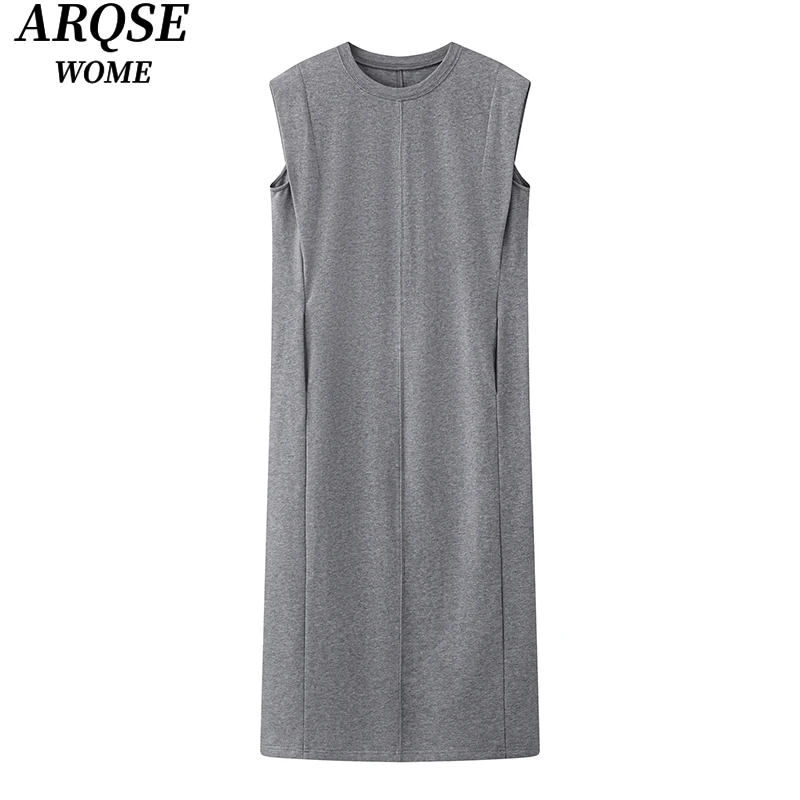 艾诺丝致予商场同款2025夏季新款时尚无袖宽松圆领连衣裙女9611