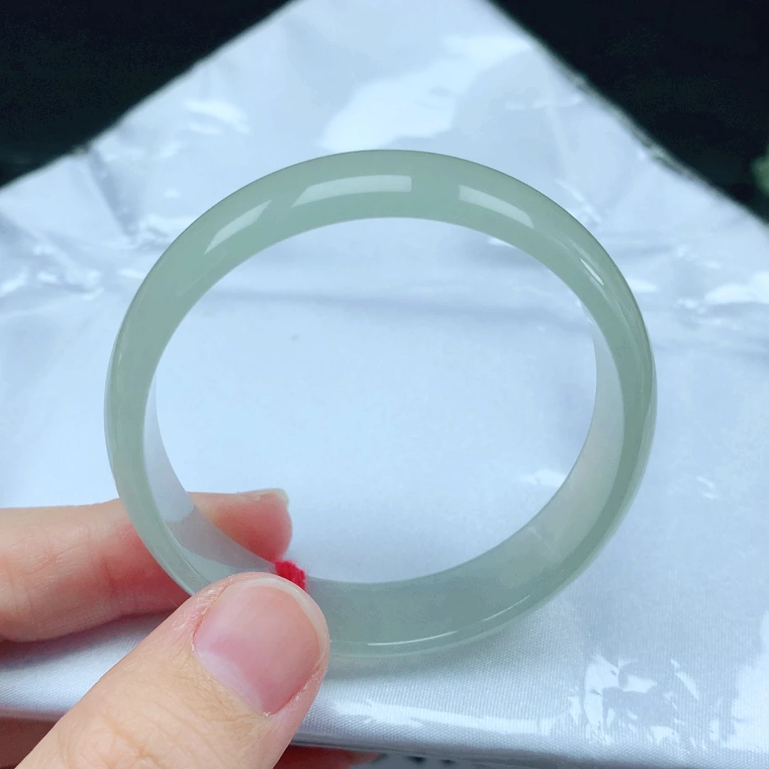 未镶嵌手镯翡翠50