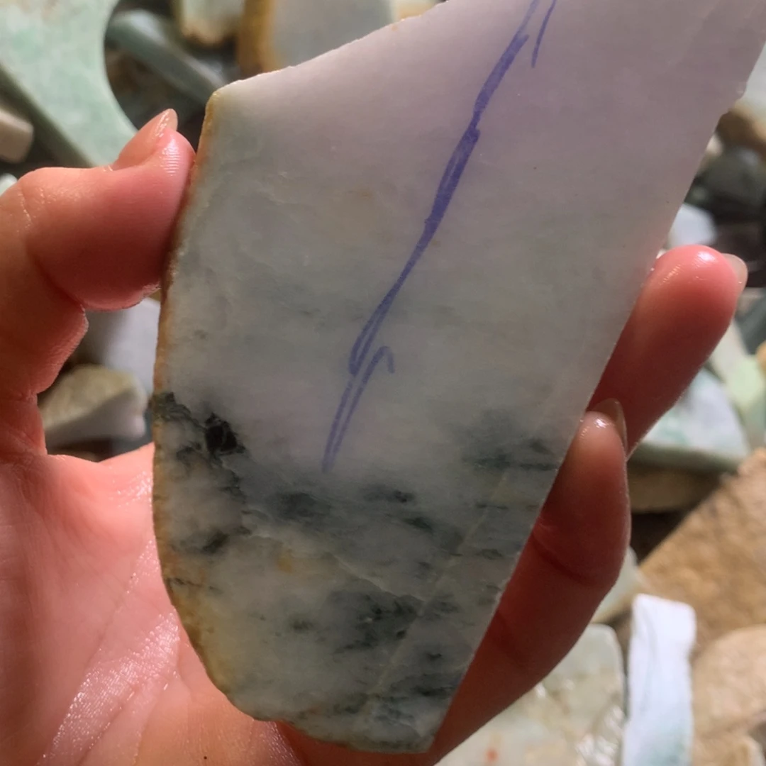 翡翠颈饰未镶嵌缅甸翡翠