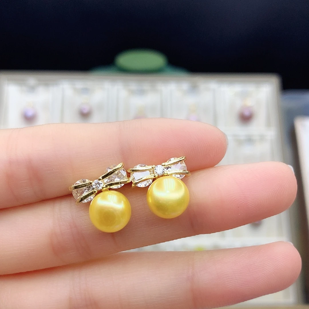 淡水珍珠颈饰合金