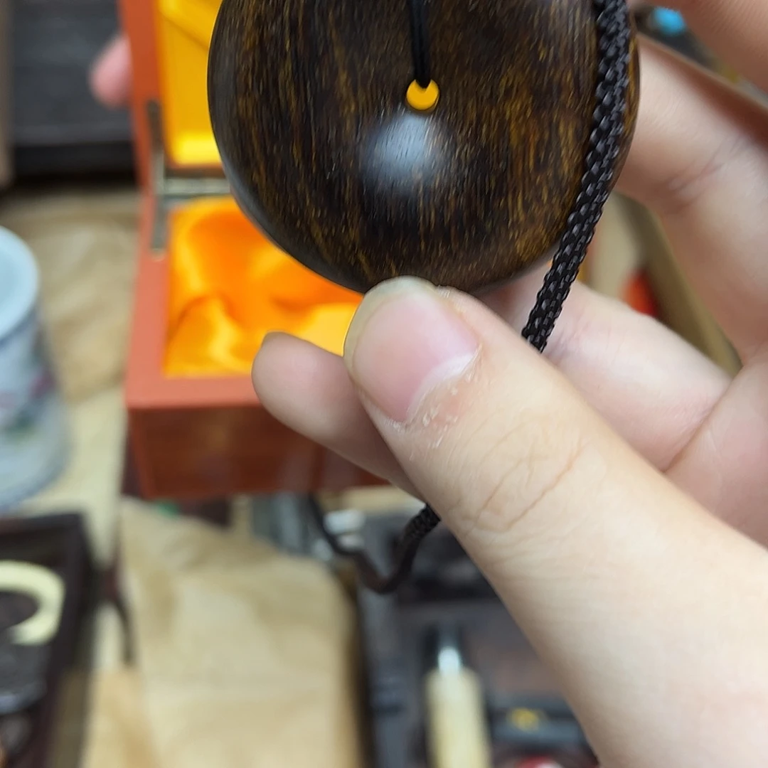 大叶紫檀（黑酸枝木类）