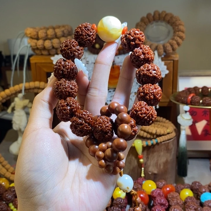 手串金刚菩提205玉华肉白珠猫爪一物