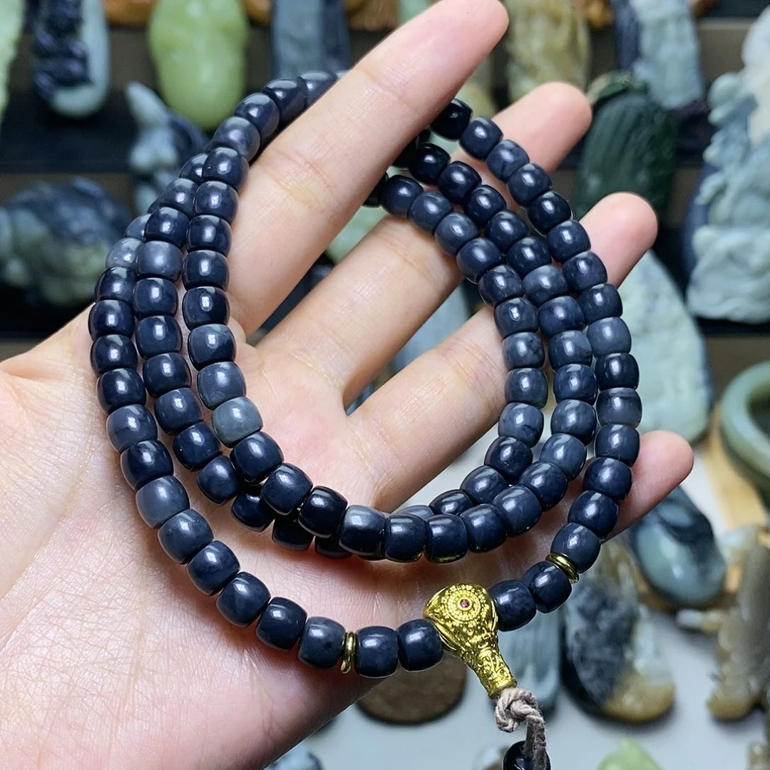 【闪购商品】颈饰未镶嵌和田玉