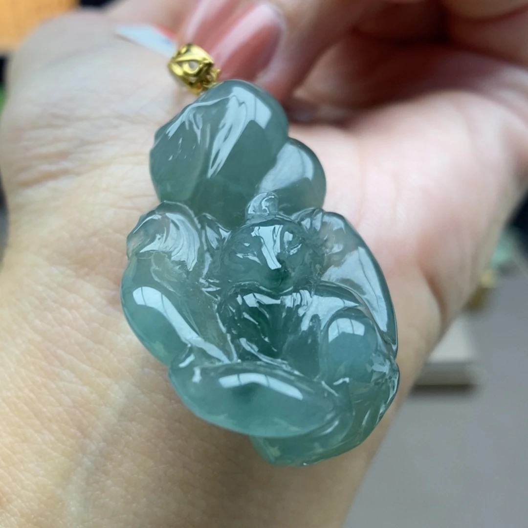 翡翠18K金镶嵌颈饰吊坠71