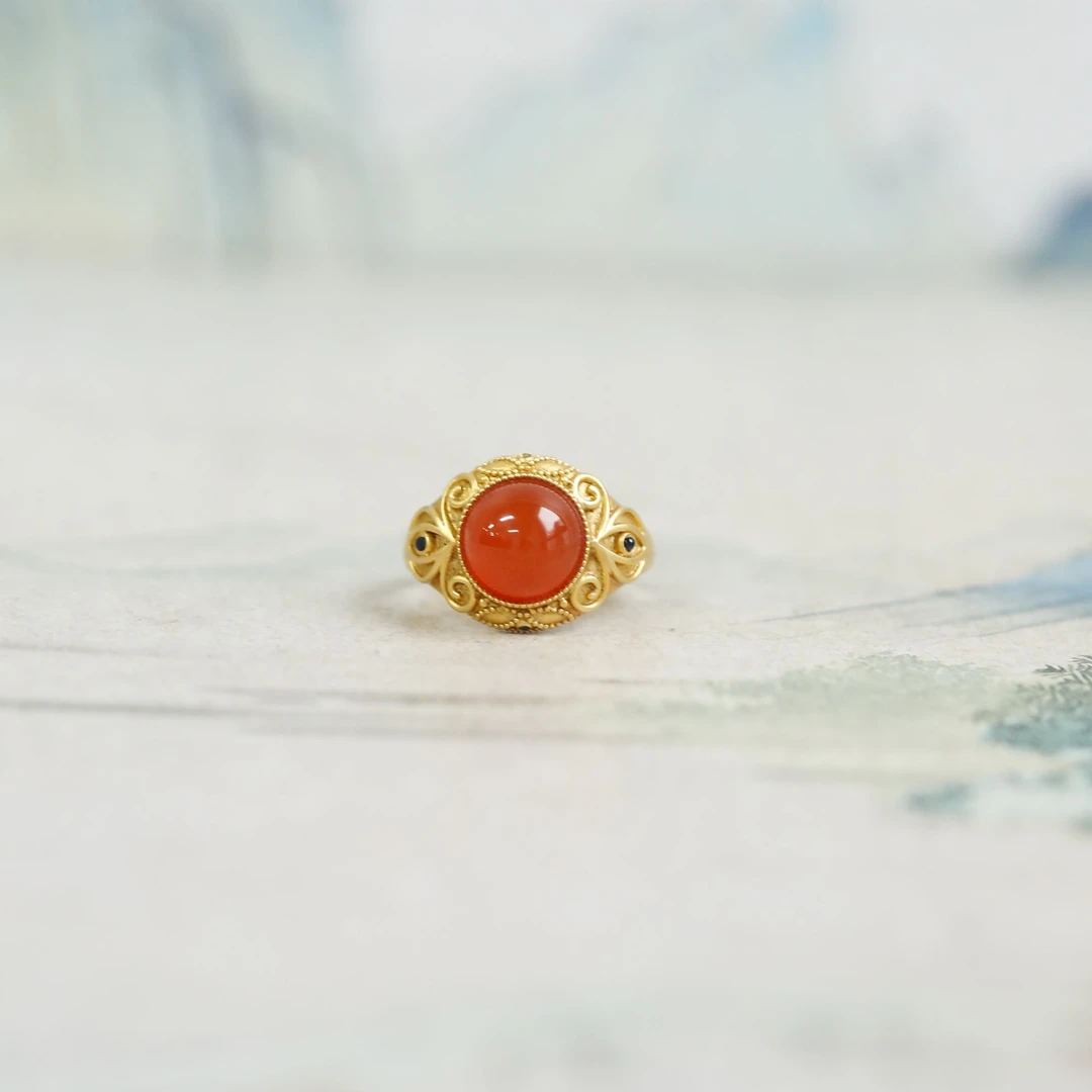 东方俪DOFUNLY【倚山转】天然南红蛋面18K金戒指镶嵌NHJZ川骛