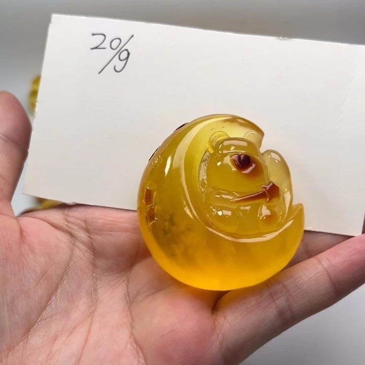 琥珀颈饰未镶嵌琥珀蜜蜡