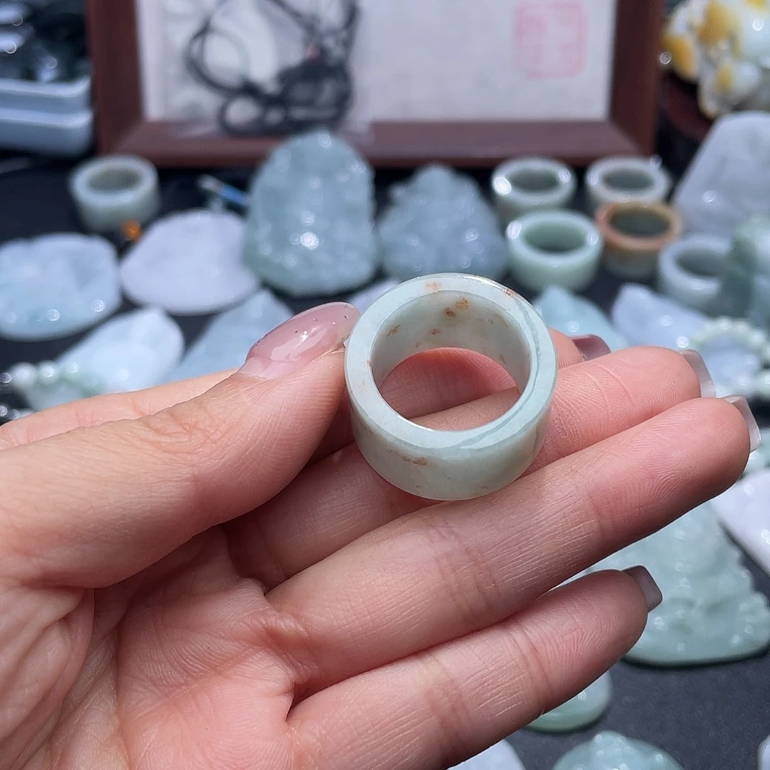 翡翠未镶嵌颈饰20.5圈