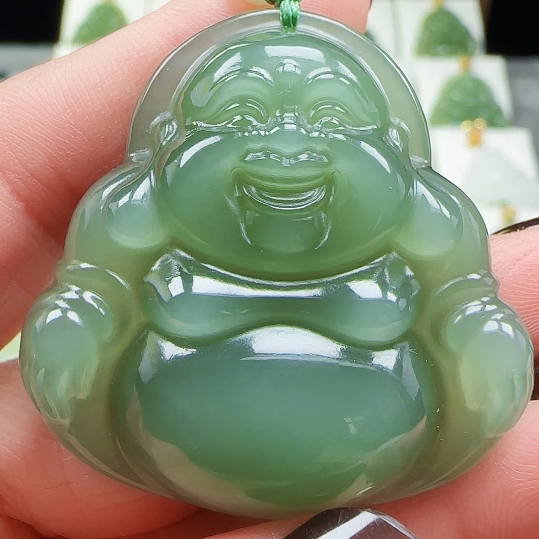 和田玉未镶嵌吊坠(赠链)