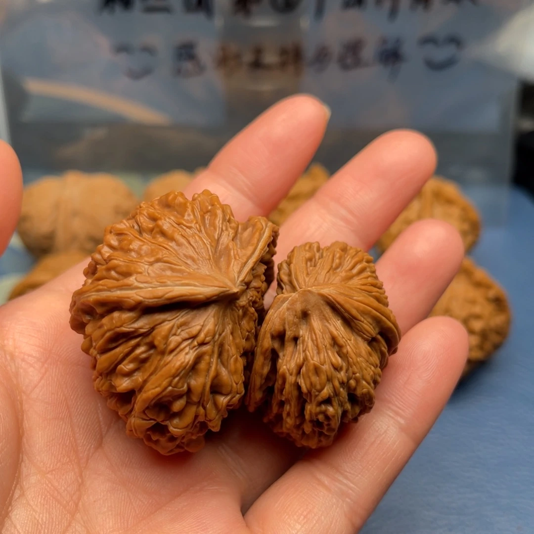 文玩核桃吊坠四座楼异型