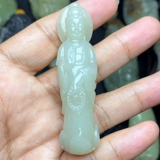 颈饰未镶嵌和田玉