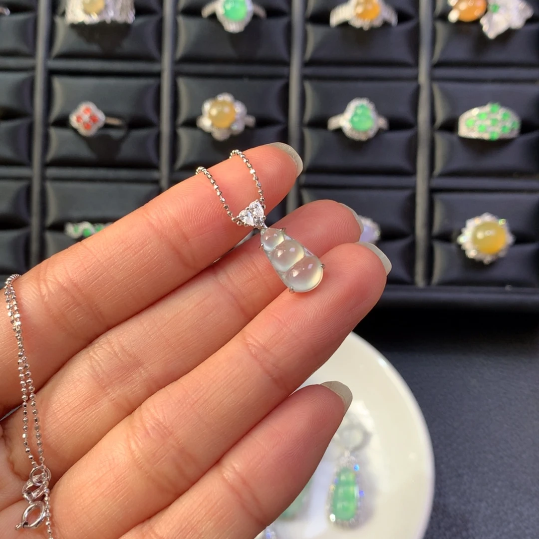 翡翠银S925镶嵌颈饰