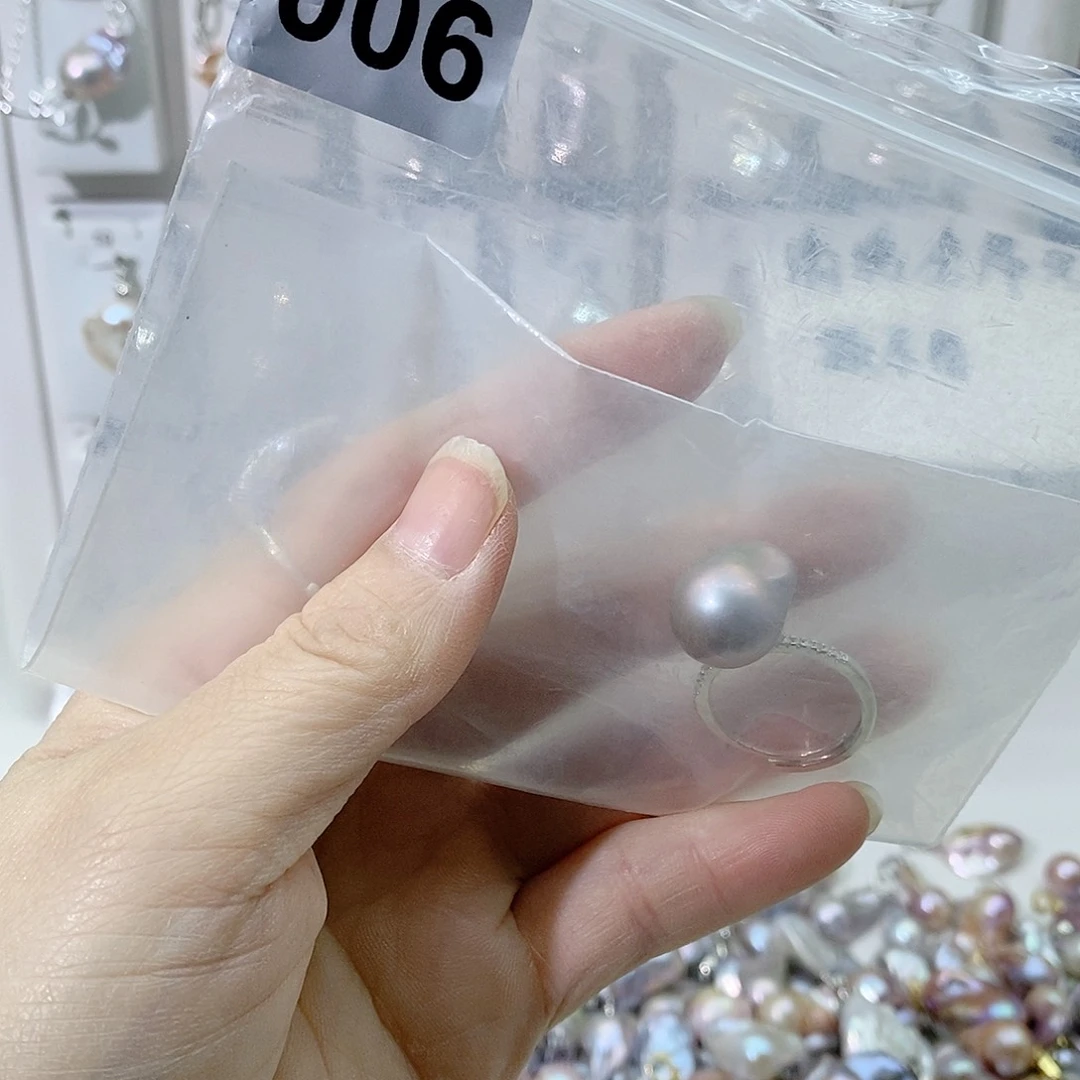 淡水珍珠合金颈饰