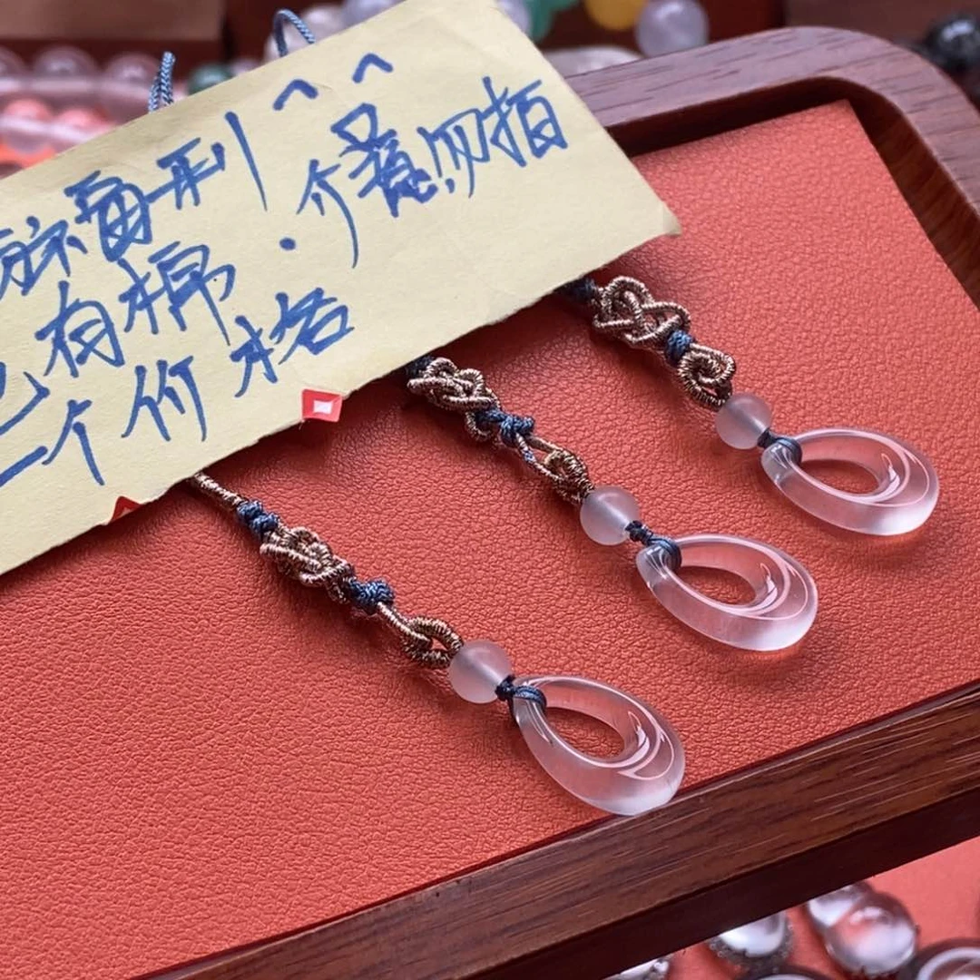 石英质玉颈饰未镶嵌