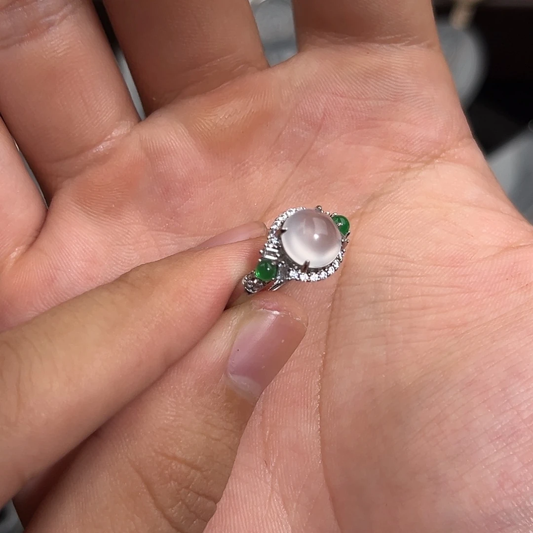 石英质玉银S925镀金镶嵌戒指点绿蛋面开口戒