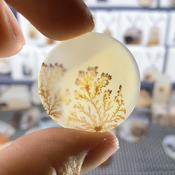 未镶嵌玛瑙/玉髓珠宝奇石如*