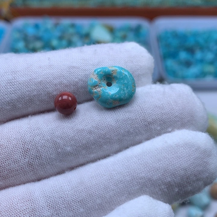 南红玛瑙未镶嵌珠宝奇石